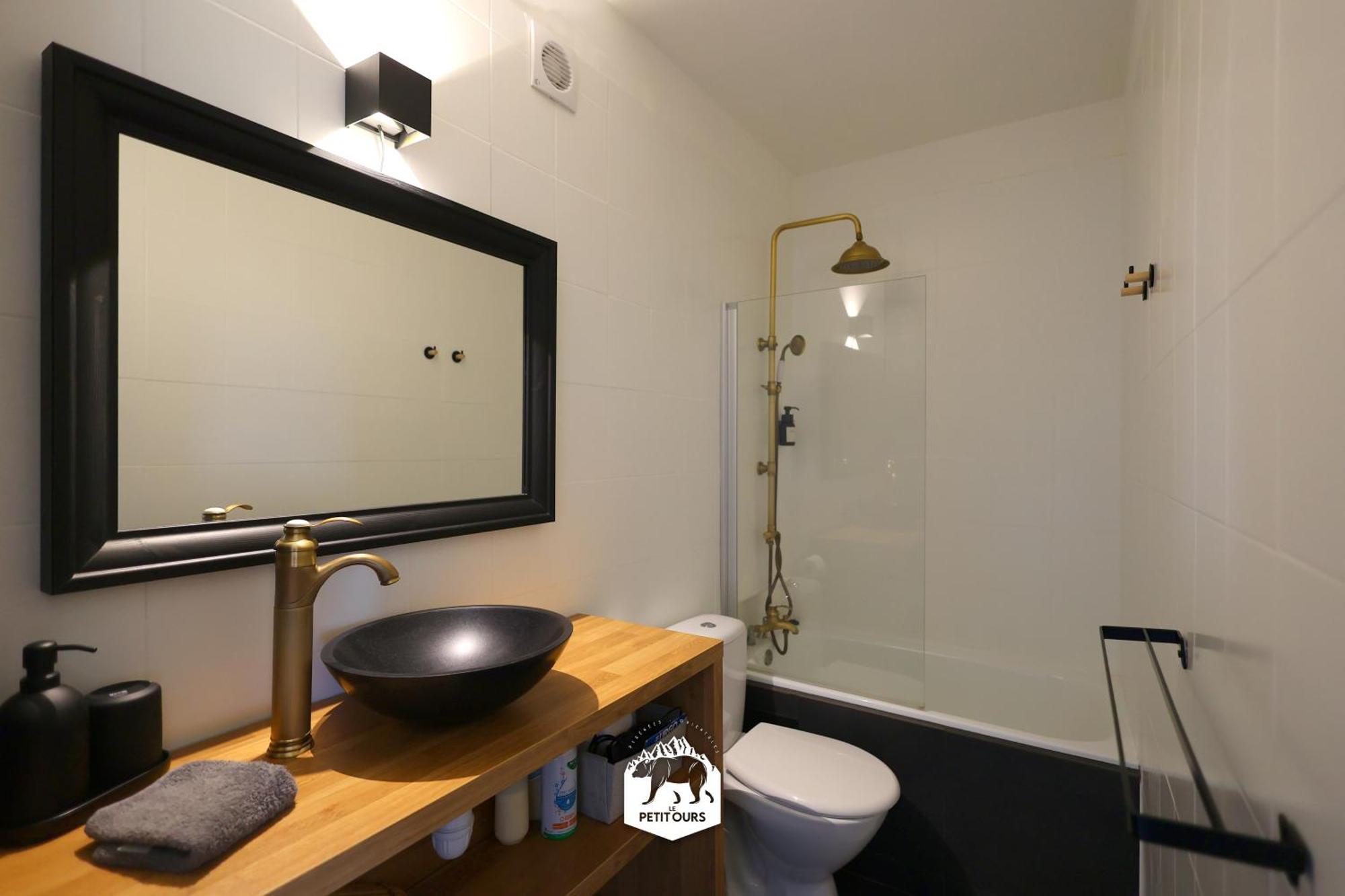Le Petit Ours & Le Petit Cerf - Studios Vue Lac & Montagnes Les Angles  Exterior photo