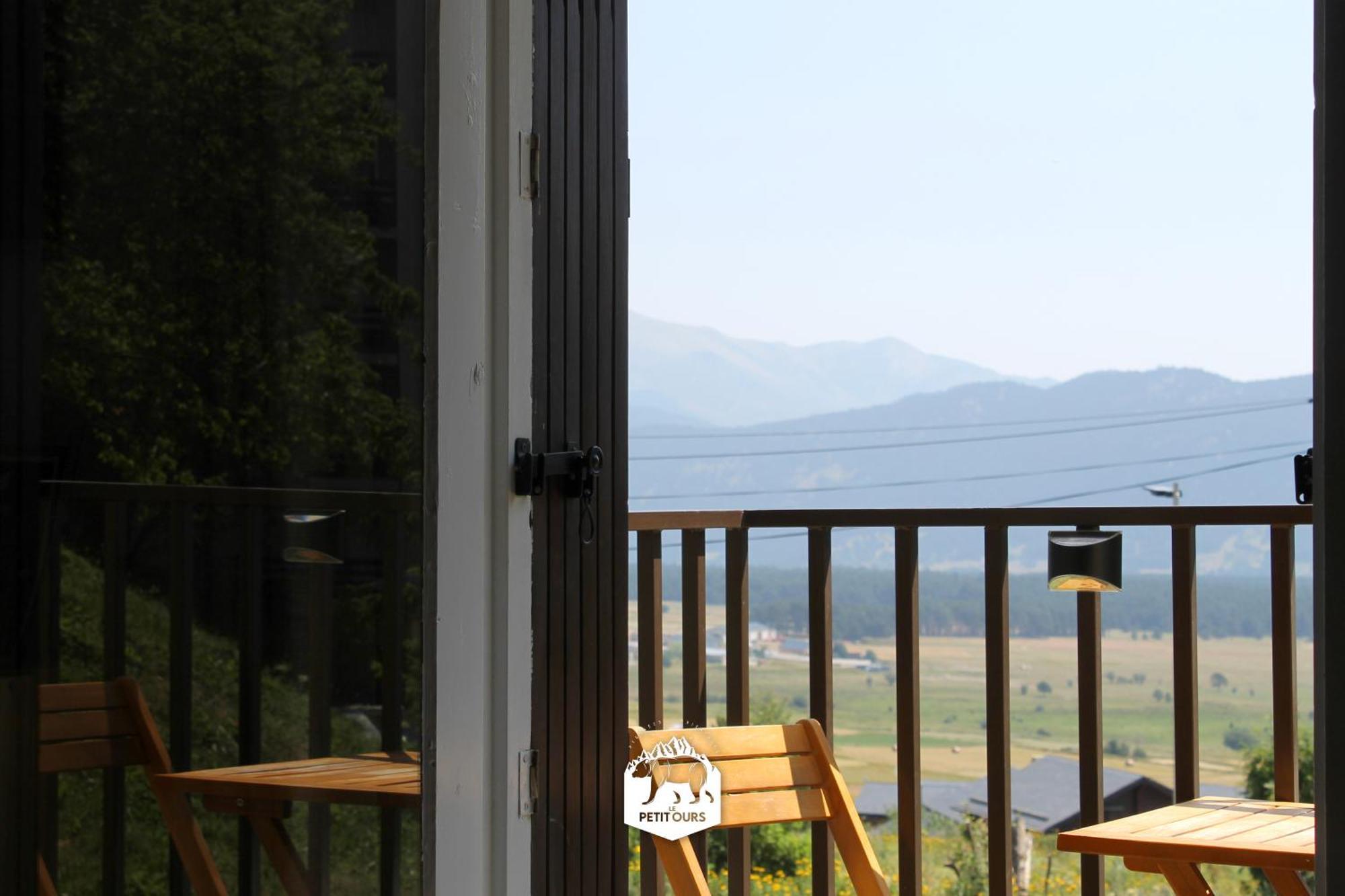 Le Petit Ours & Le Petit Cerf - Studios Vue Lac & Montagnes Les Angles  Exterior photo