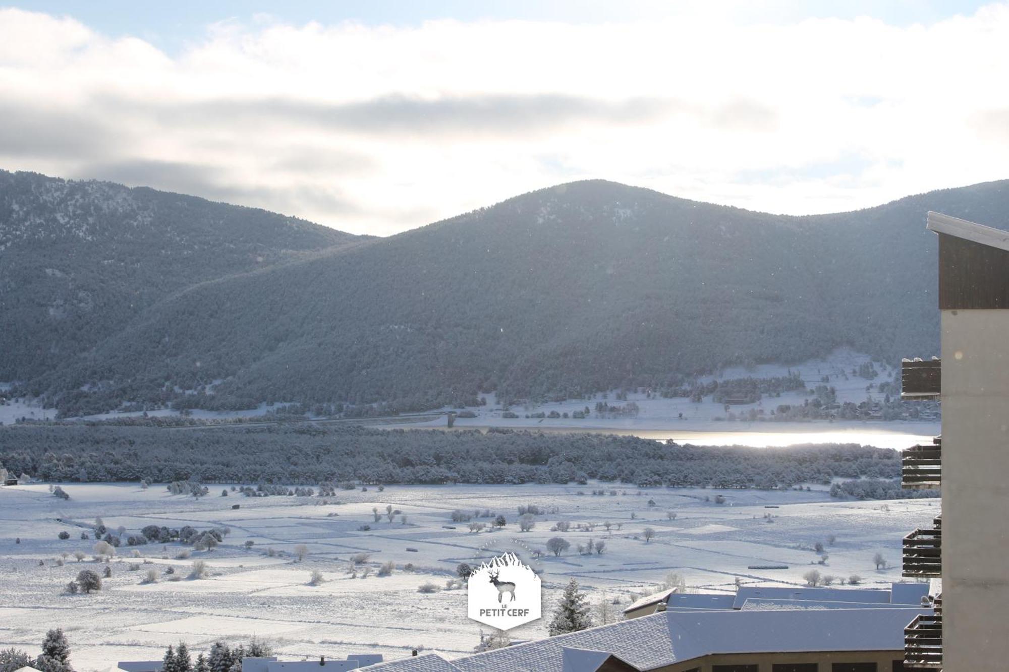 Le Petit Ours & Le Petit Cerf - Studios Vue Lac & Montagnes Les Angles  Exterior photo
